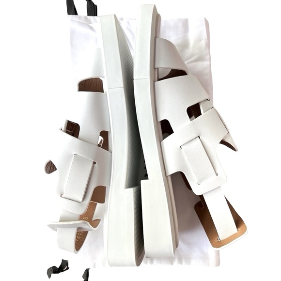 NIB Robert Clergerie Ramona Fusherman Sandal in White Size 8 - Picture 8 of 10